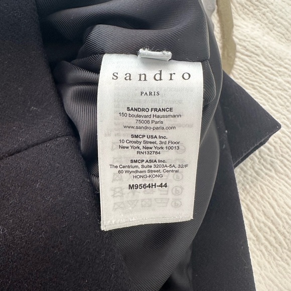 Sandro virgin wool coat with hood and racoon fur size 36 (size 2) color navy - Picture 3 of 7